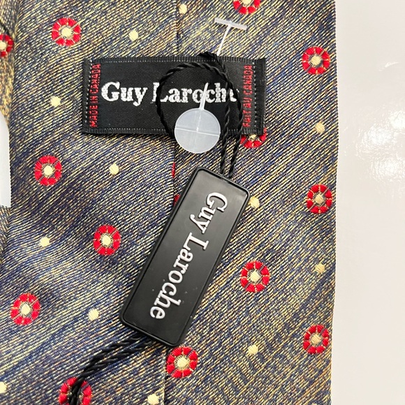 BNWT Guy Laroche  Mens Silk tie mini florets prints 100 💯 % Silk - Picture 8 of 9